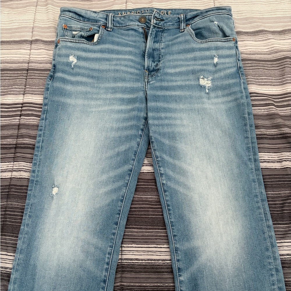 Men’s American Eagle Light Wash Original Straight Jeans - Picture 2 of 8